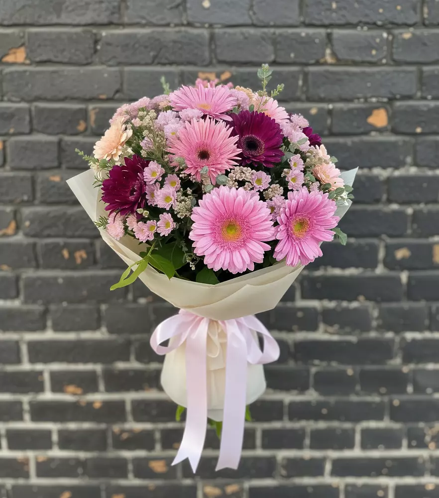 Букет цветов из: Герберы и Хризантемы в Орловском Ростовской области