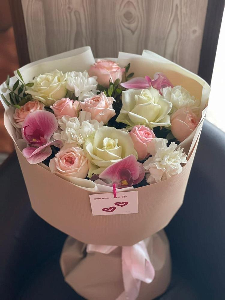 Букет цветов из: Орхидеи, Розы и Гвоздики в Орловском Ростовской области