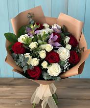 Букет цветов из:  Розы и Альстромерии в Орловском Ростовской области