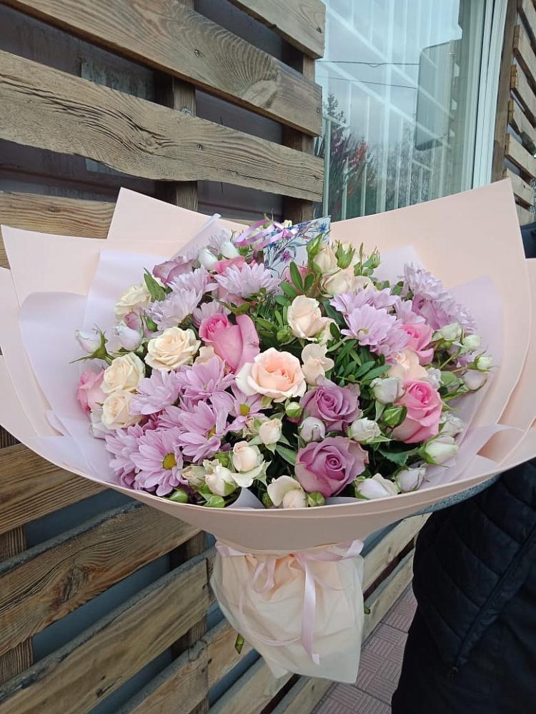 Букет цветов из: Розы и Хризантемы в Орловском Ростовской области