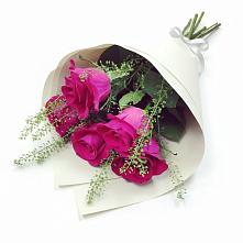 Букет цветов из:  Розы в Орловском Ростовской области