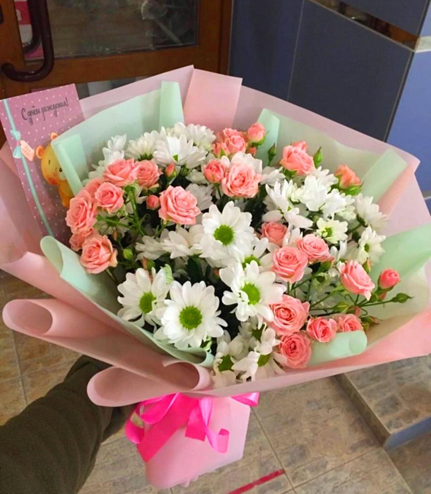 Букет цветов из: Розы и Хризантемы в Орловском Ростовской области