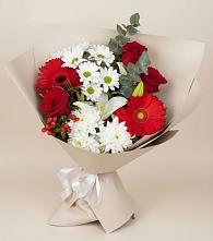 Букет цветов из:  Розы, Хризантемы, Герберы и Лилии в Орловском Ростовской области