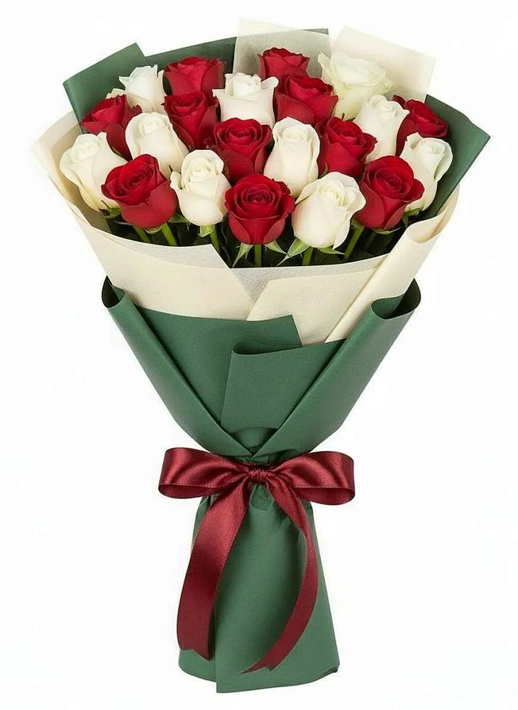 Букет Микс из красных и белых роз в Орловском Ростовской области