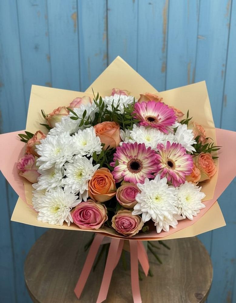 Букет цветов из: Розы, Герберы и Хризантемы в Орловском Ростовской области