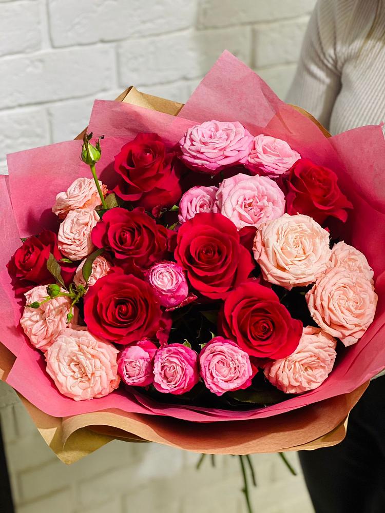 Букет цветов из: Розы в Орловском Ростовской области