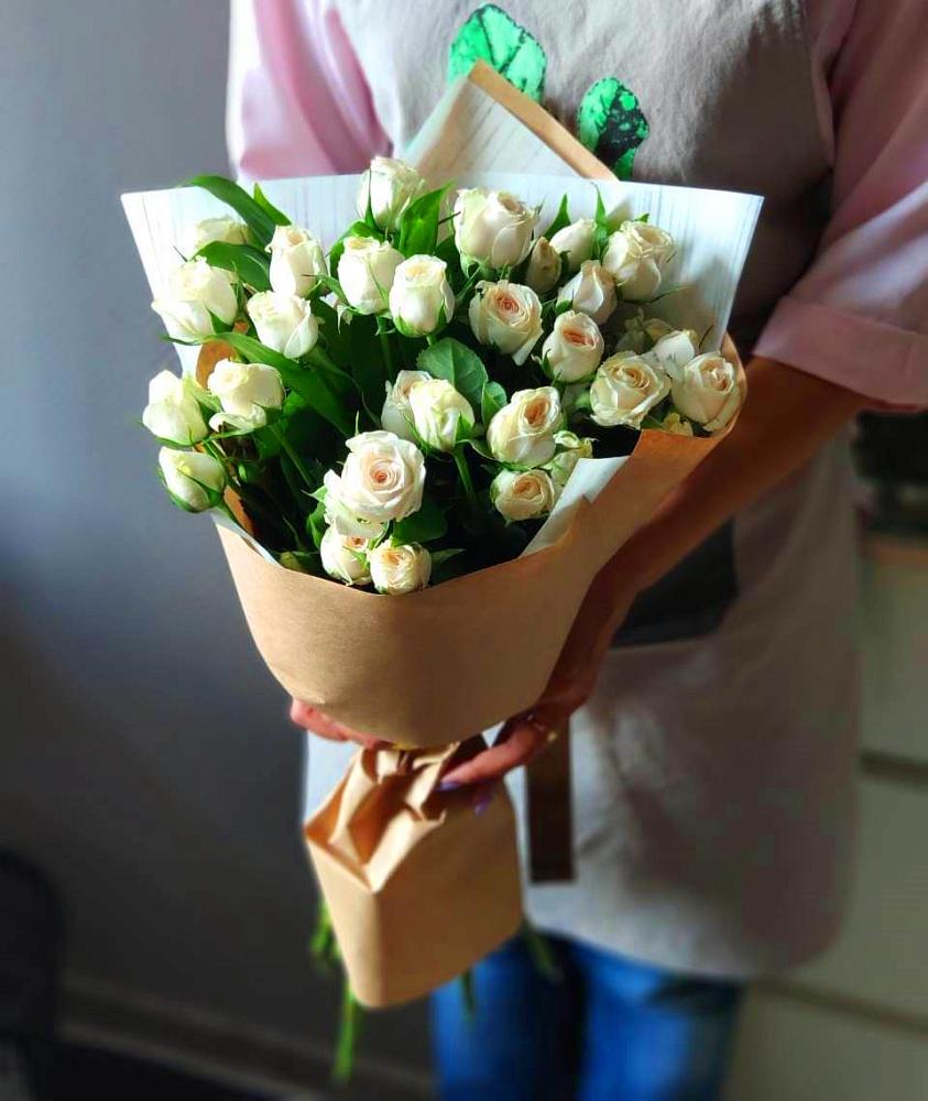 Букет цветов из: Розы в Орловском Ростовской области