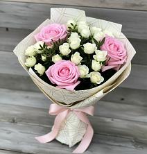 Букет цветов из:  Розы в Орловском Ростовской области