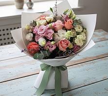 Букет цветов из:  Розы, Лизиантусы и Гвоздики в Орловском Ростовской области