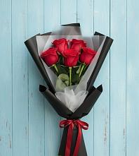 Букет цветов из:  Розы в Орловском Ростовской области