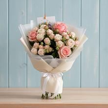 Букет цветов из:  Розы в Орловском Ростовской области