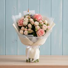 Букет цветов из:  Розы в Орловском Ростовской области