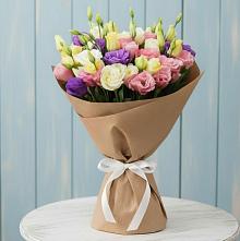 Букет цветов из:  Лизиантусы в Орловском Ростовской области