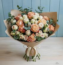Букет цветов из:  Альстромерии и Розы в Орловском Ростовской области
