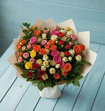 Букет Микс из разноцветных кустовых роз в Орловском Ростовской области