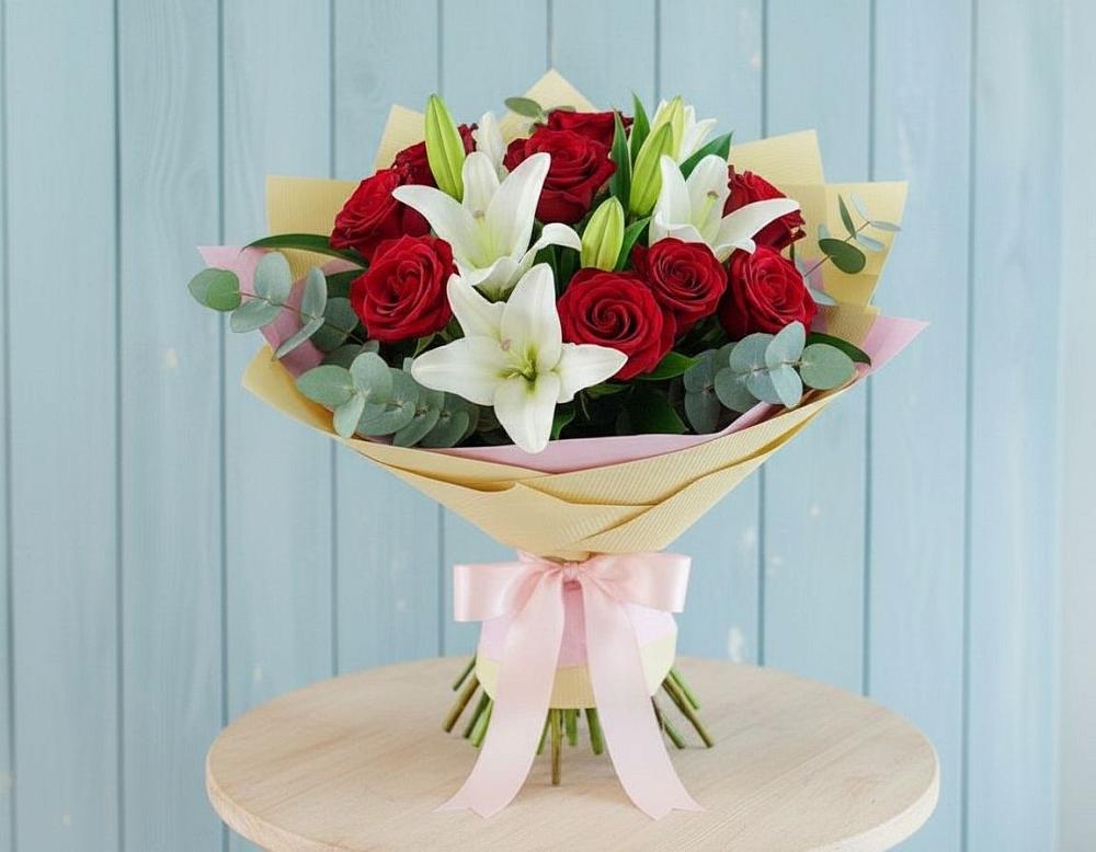 Букет цветов из: Лилии и Розы в Орловском Ростовской области